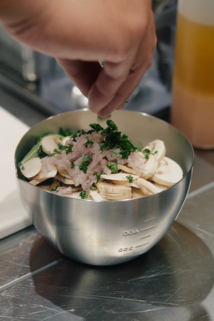 「ありきたり、なのに使いやすい。」 毎日の家事のほんのひと手間に寄り添う、家事問屋の道具たち