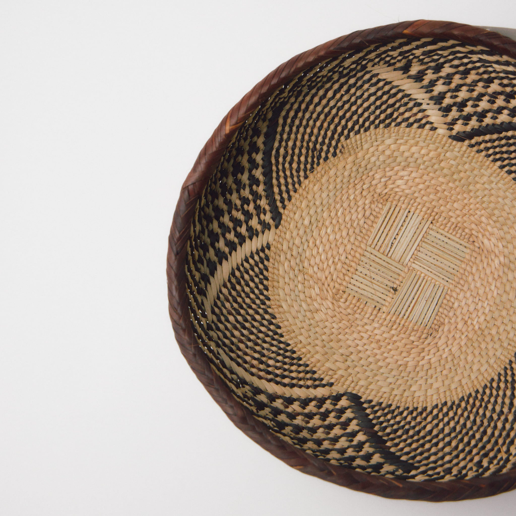 トンガビンガボウルカゴ