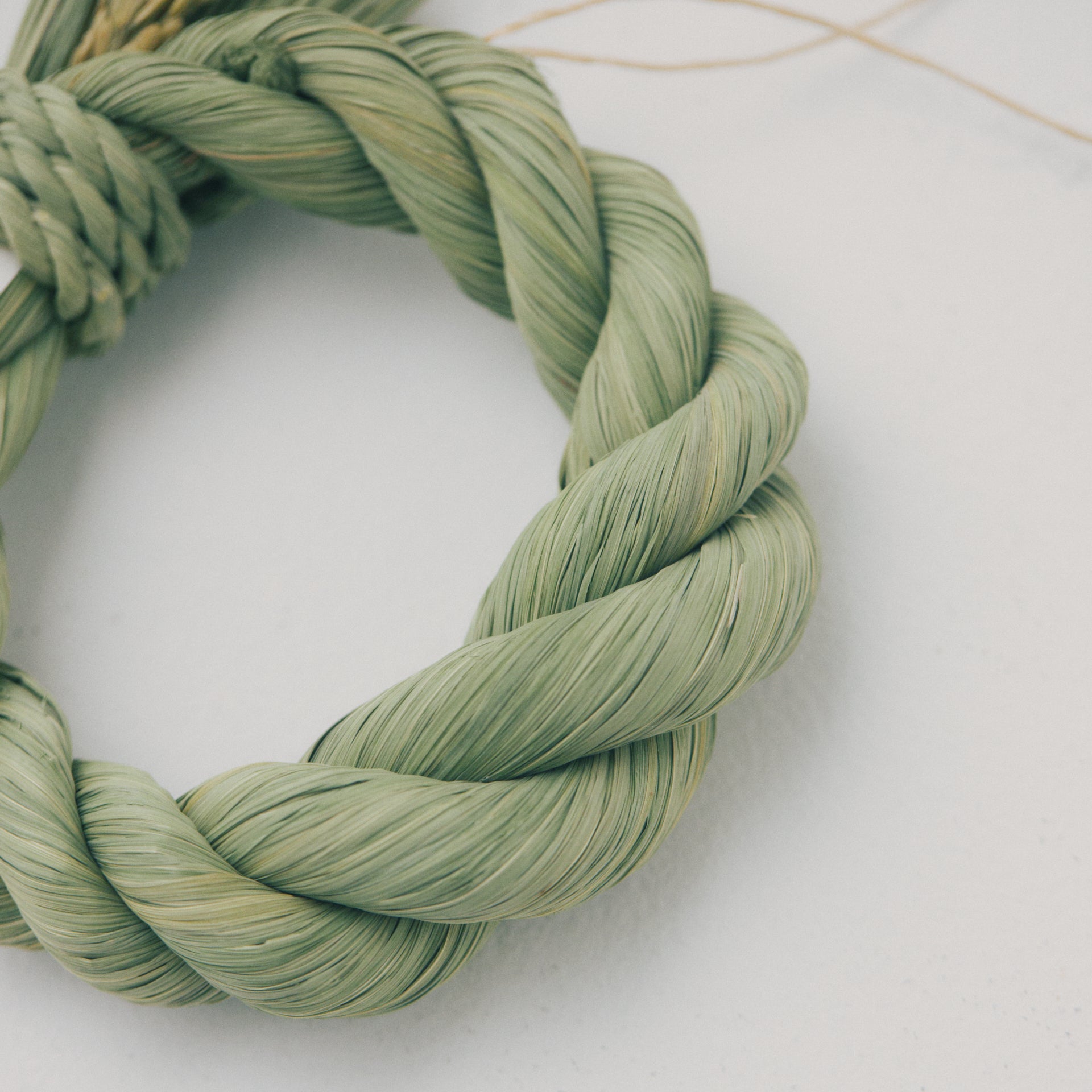 稲わら飾り【円 成】