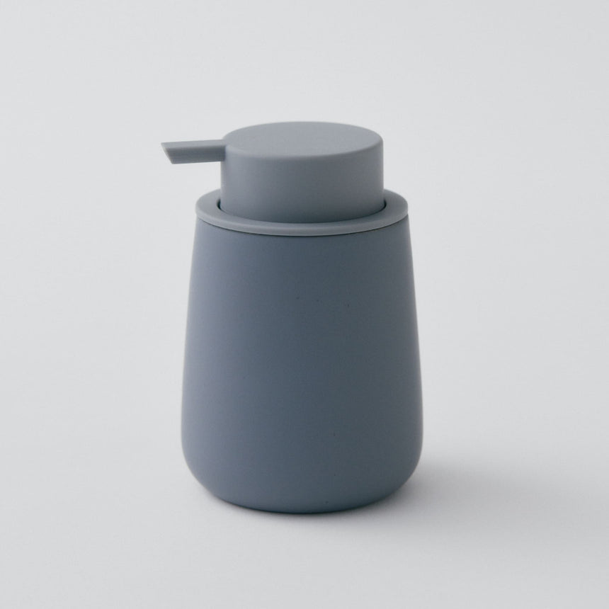 マットな質感のソープディスペンサー 泡タイプ/陶器