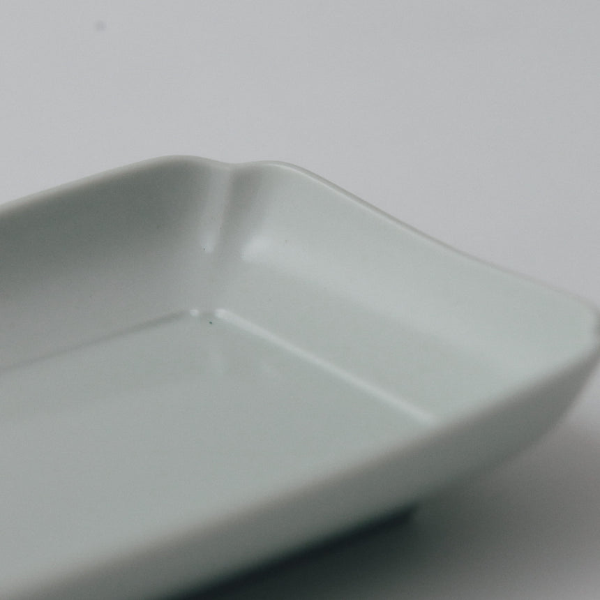 木瓜 (もっこう)角皿 土灰