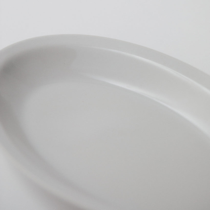 Saturnia Roma plain|サタルニア ローマ プレーン オーバルプレート