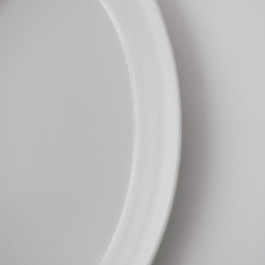 Saturnia Roma plain|サタルニア ローマ プレーン オーバルプレート