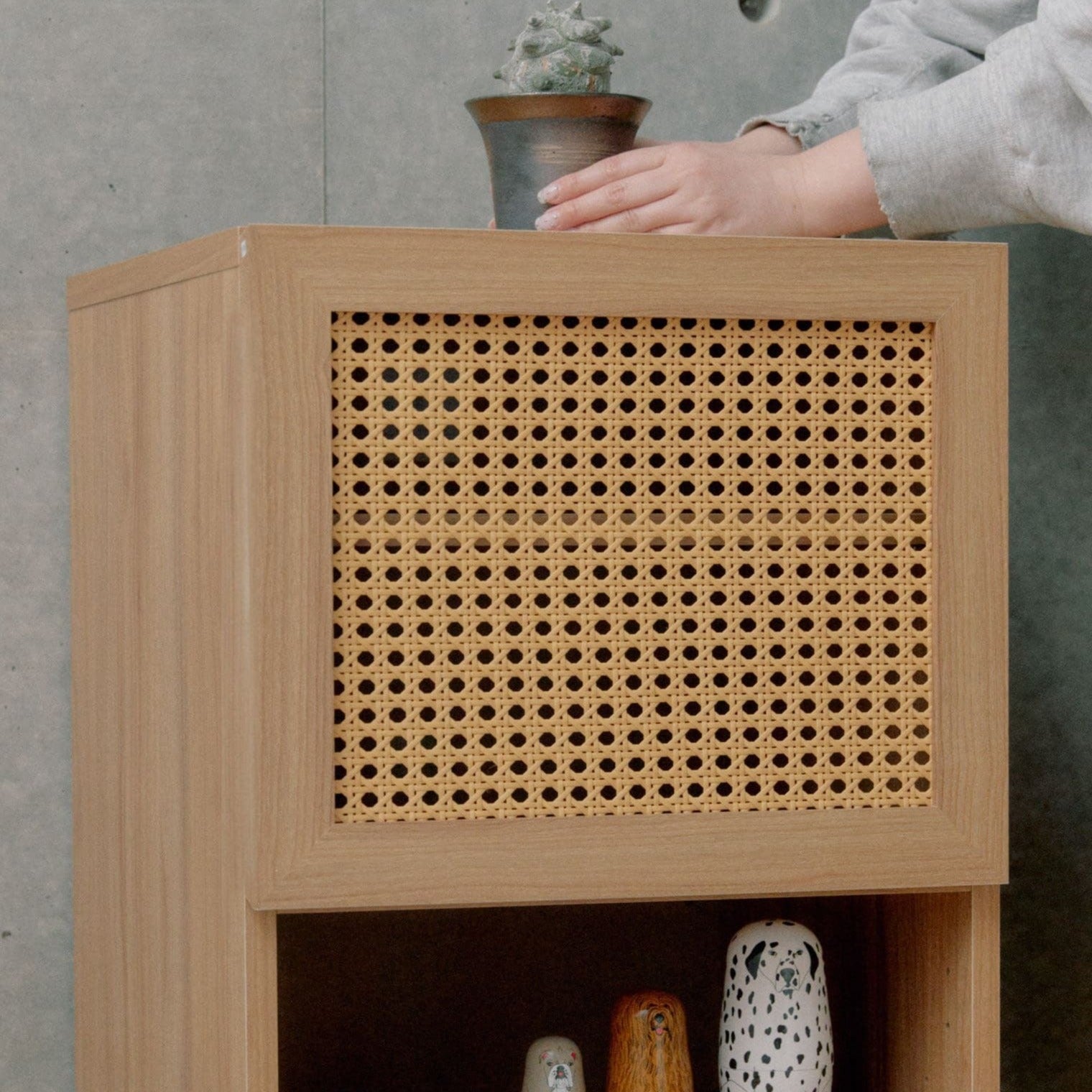 サイドキャビネット