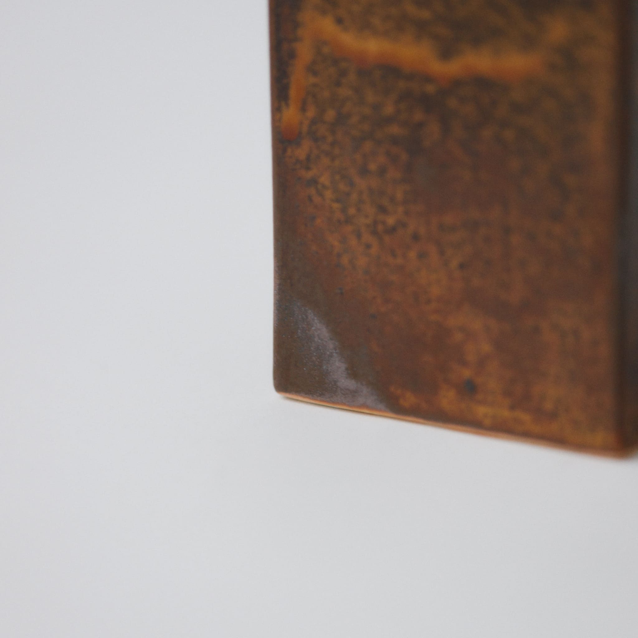 浅井庸佑 角瓶|錆釉