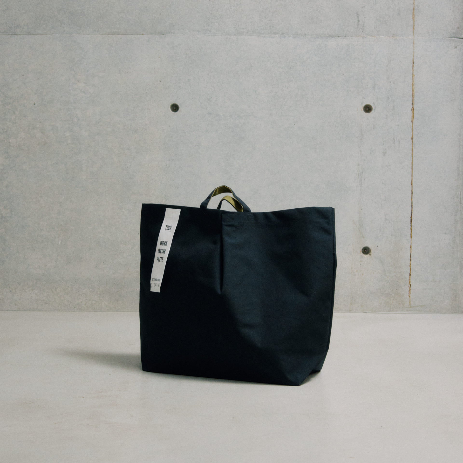 TUCK BAG_NYLON