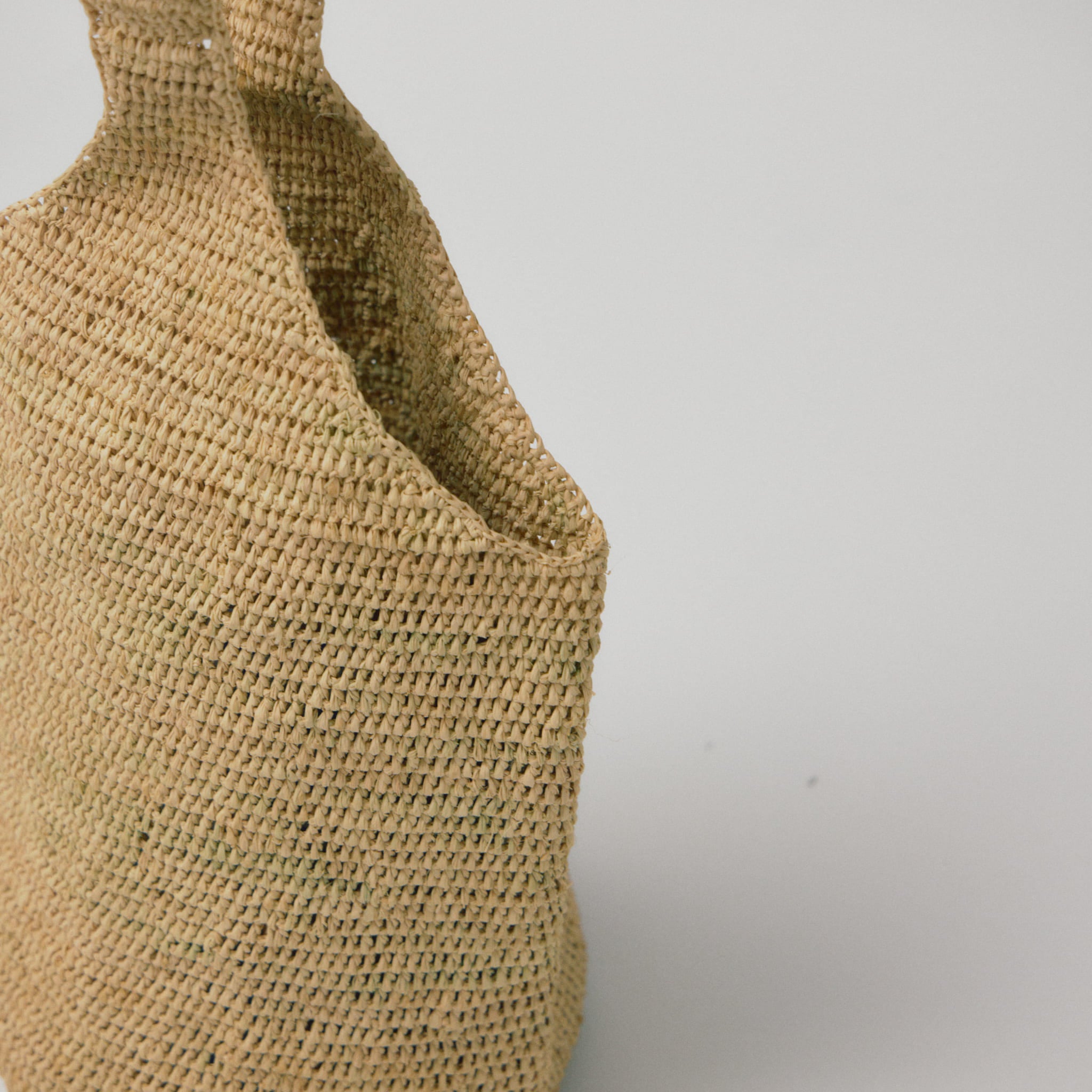 ラフィアかぎ編みバッグ