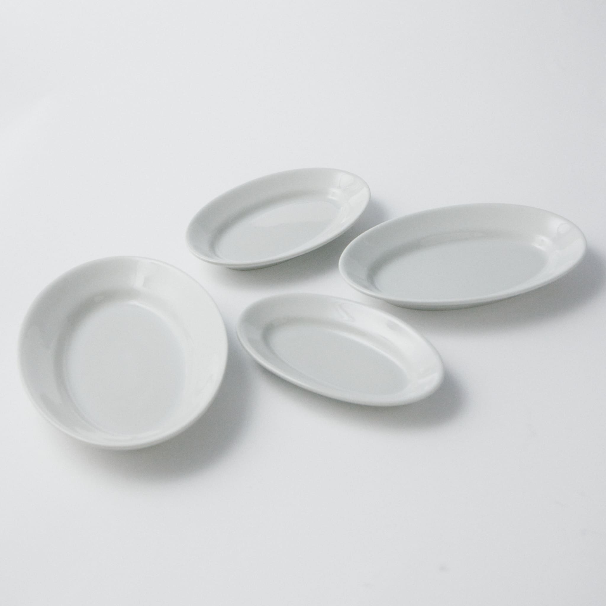 Saturnia Tivoli|サタルニア チボリ オーバルプレート