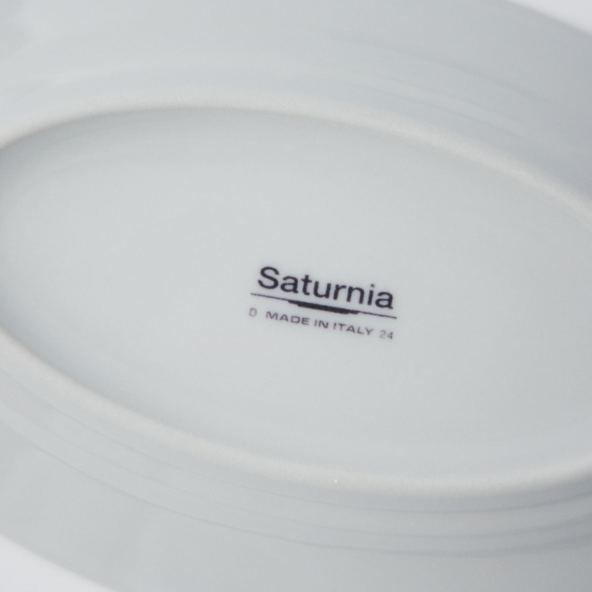 Saturnia Tivoli|サタルニア チボリ オーバルプレート
