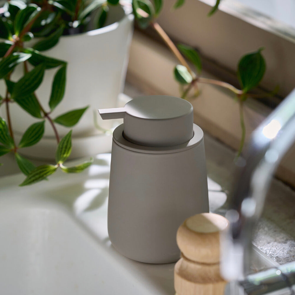 マットな質感のソープディスペンサー|泡タイプ