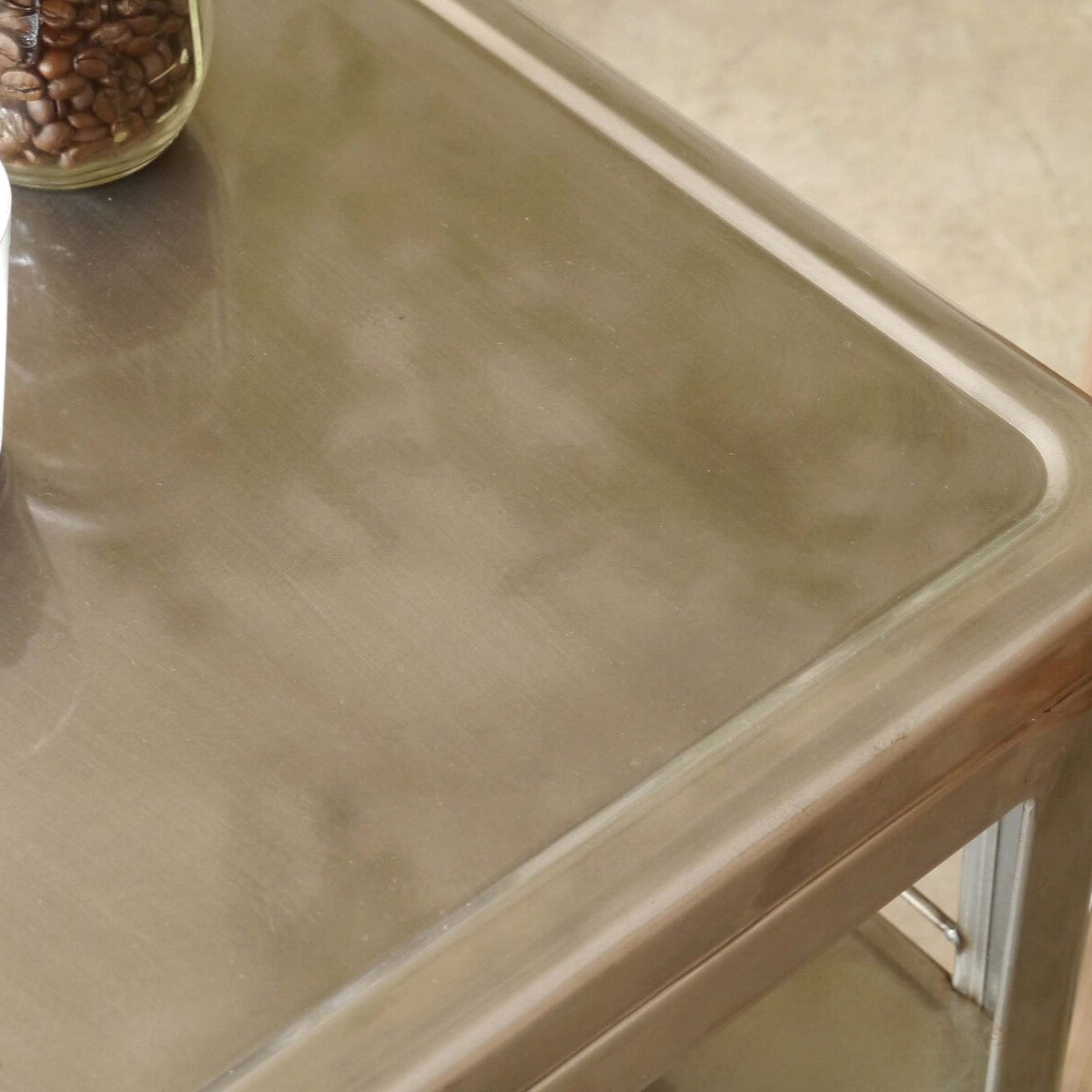 スチール製ワゴン