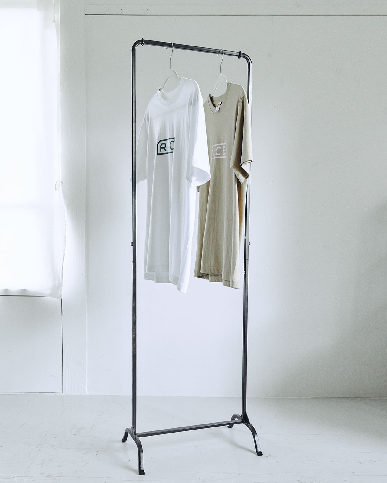 アイアンハンガーラック