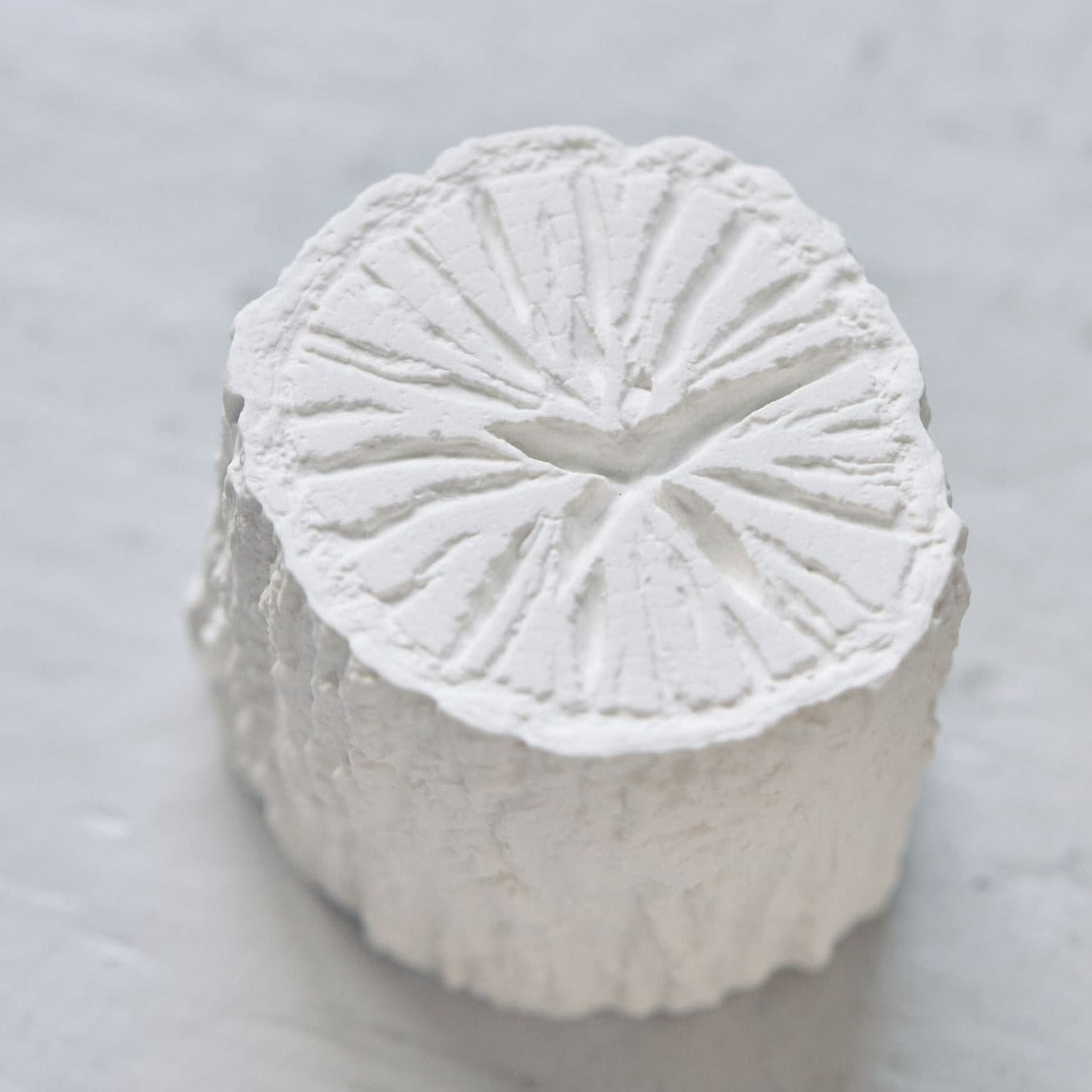 porcelain aroma stone KIKUSUMI