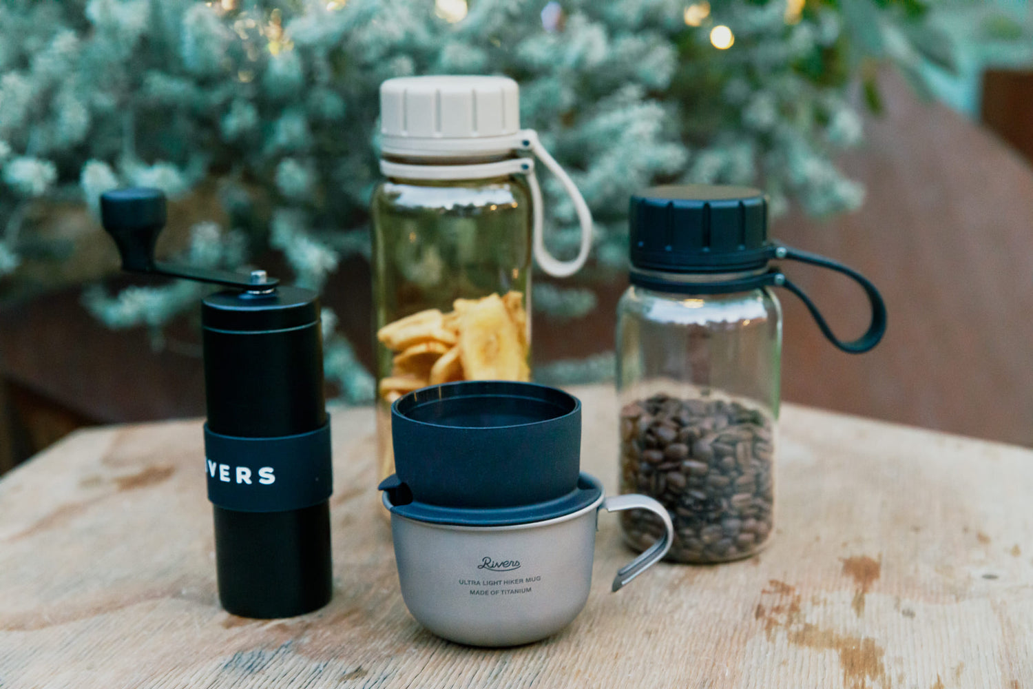 自然の中でコーヒーを味わう時間は特別なひととき。