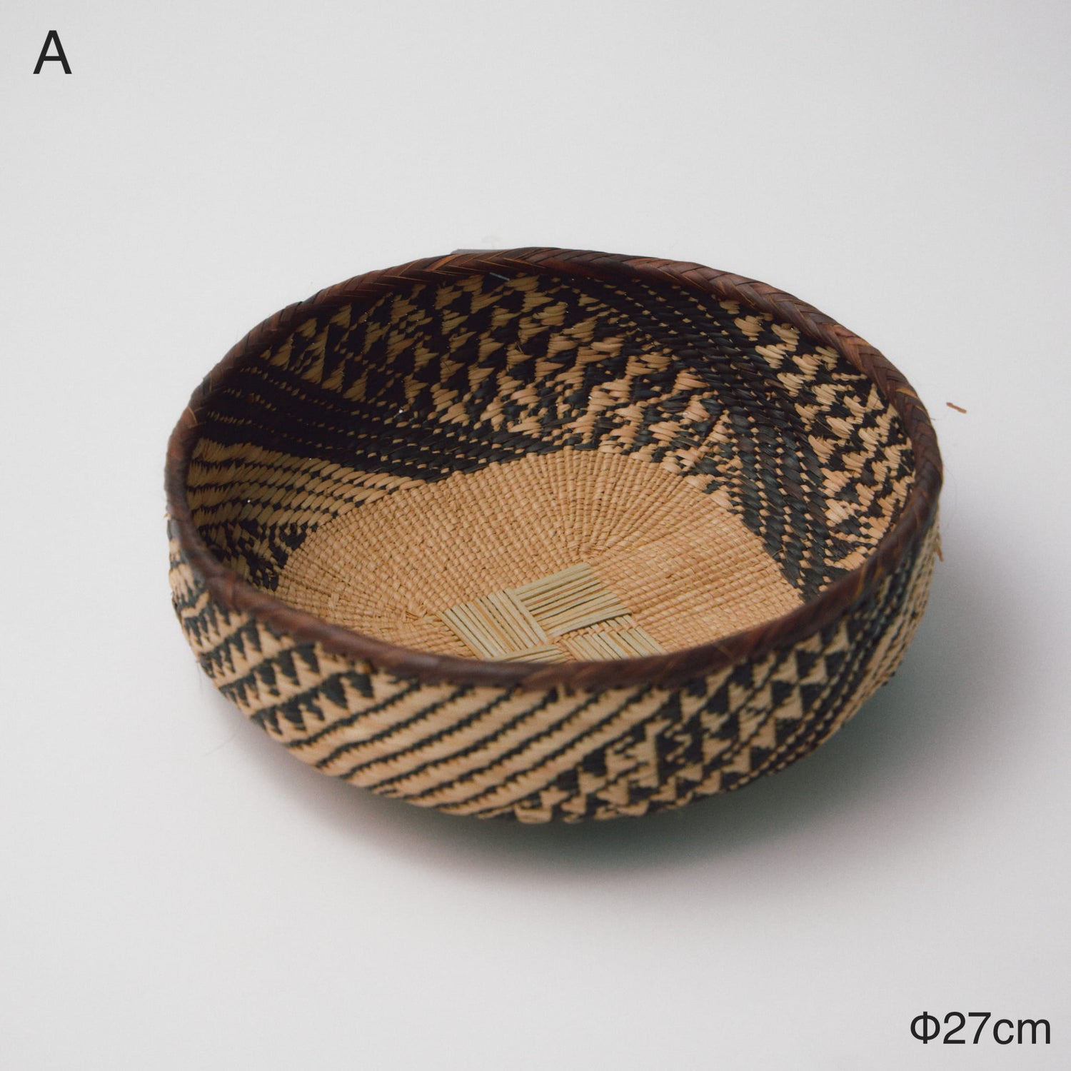 トンガビンガボウルカゴ