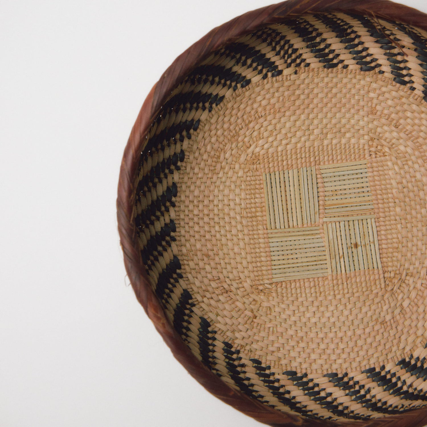 トンガビンガボウルカゴ