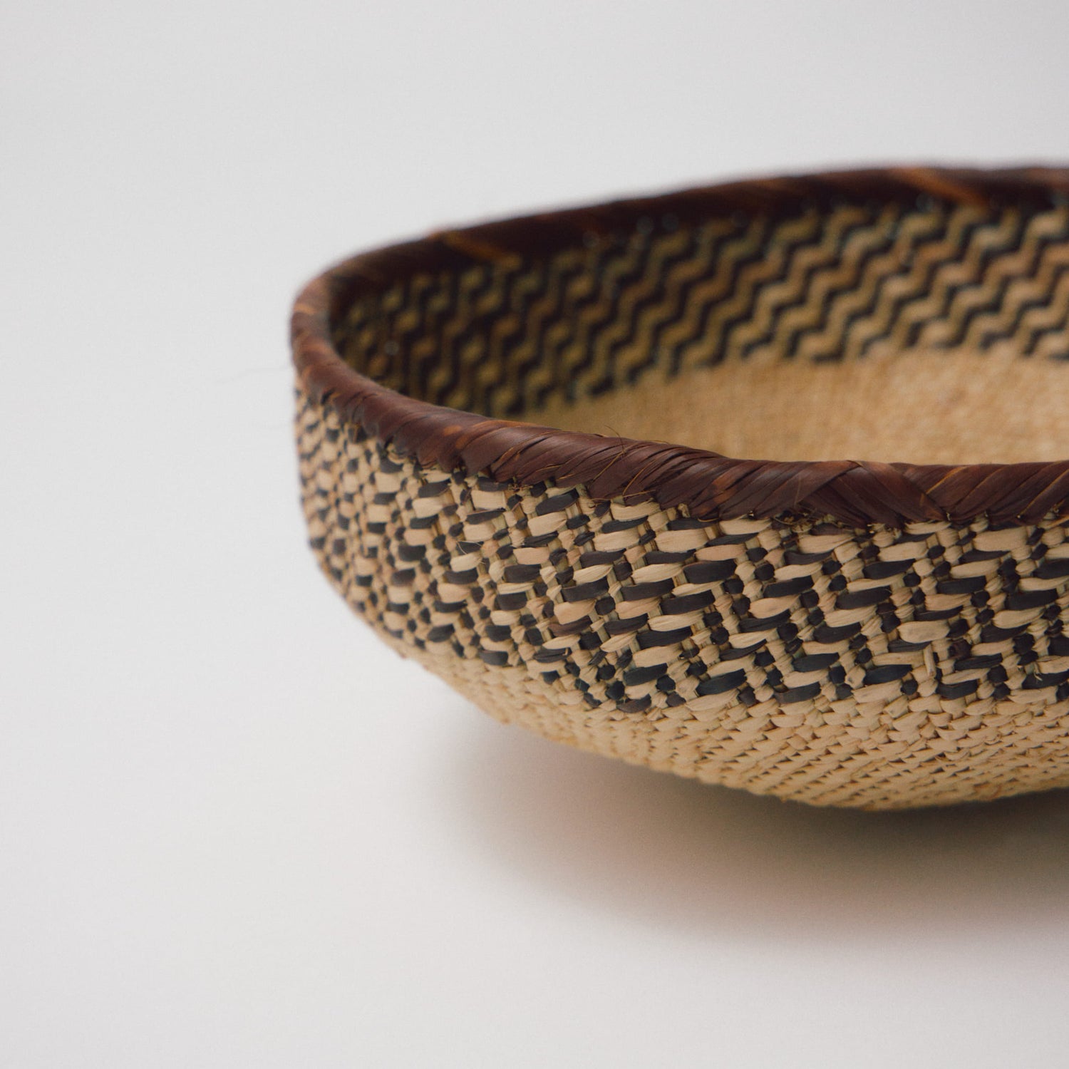 トンガビンガボウルカゴ