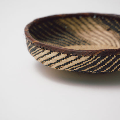 トンガビンガボウルカゴ