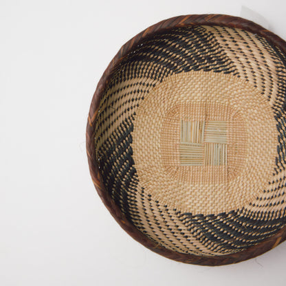 トンガビンガボウルカゴ