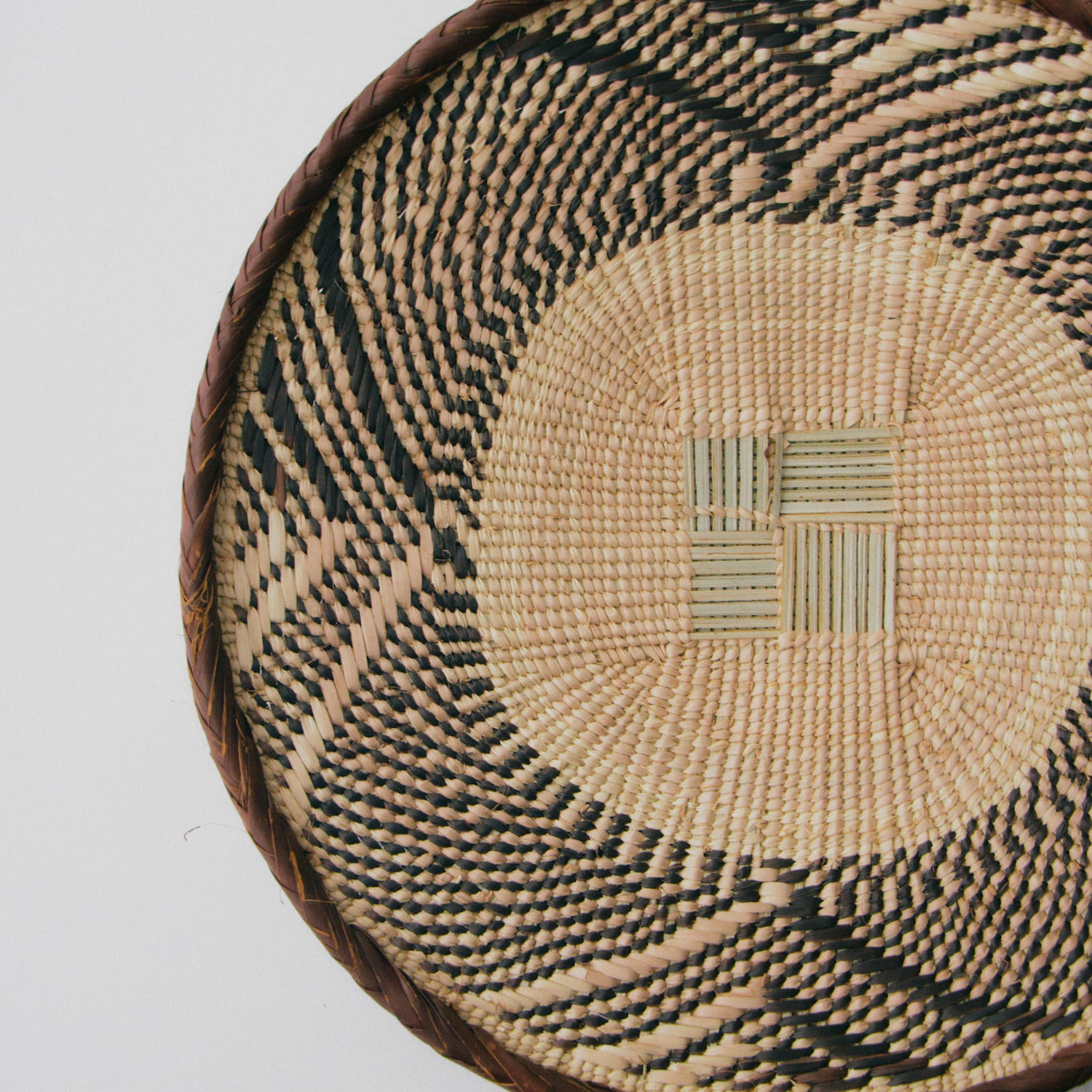 トンガサングエバスケット