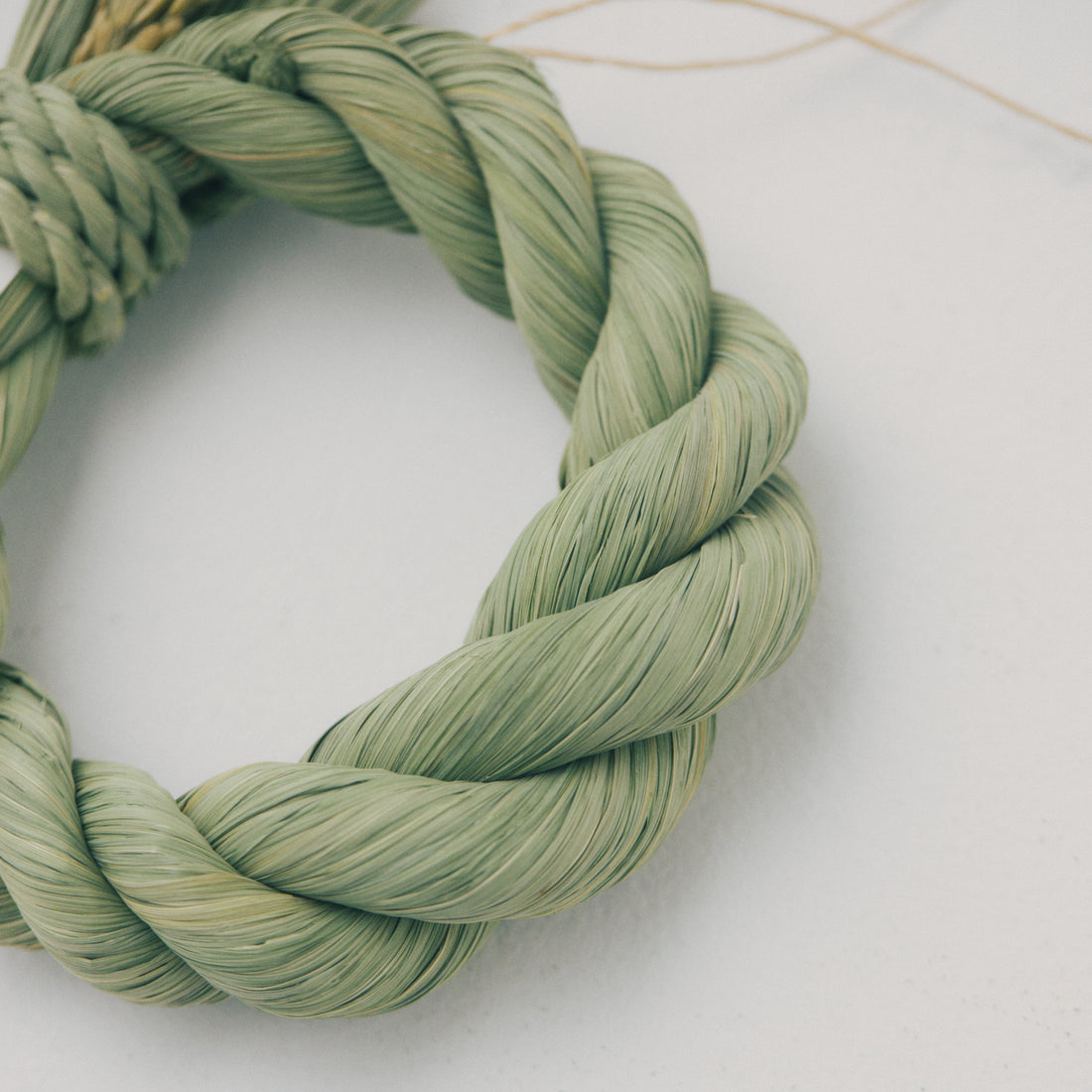 稲わら飾り【円 成】