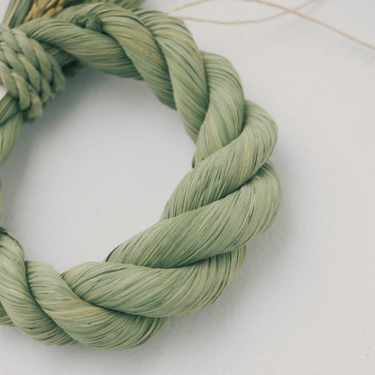 稲わら飾り【円 成】