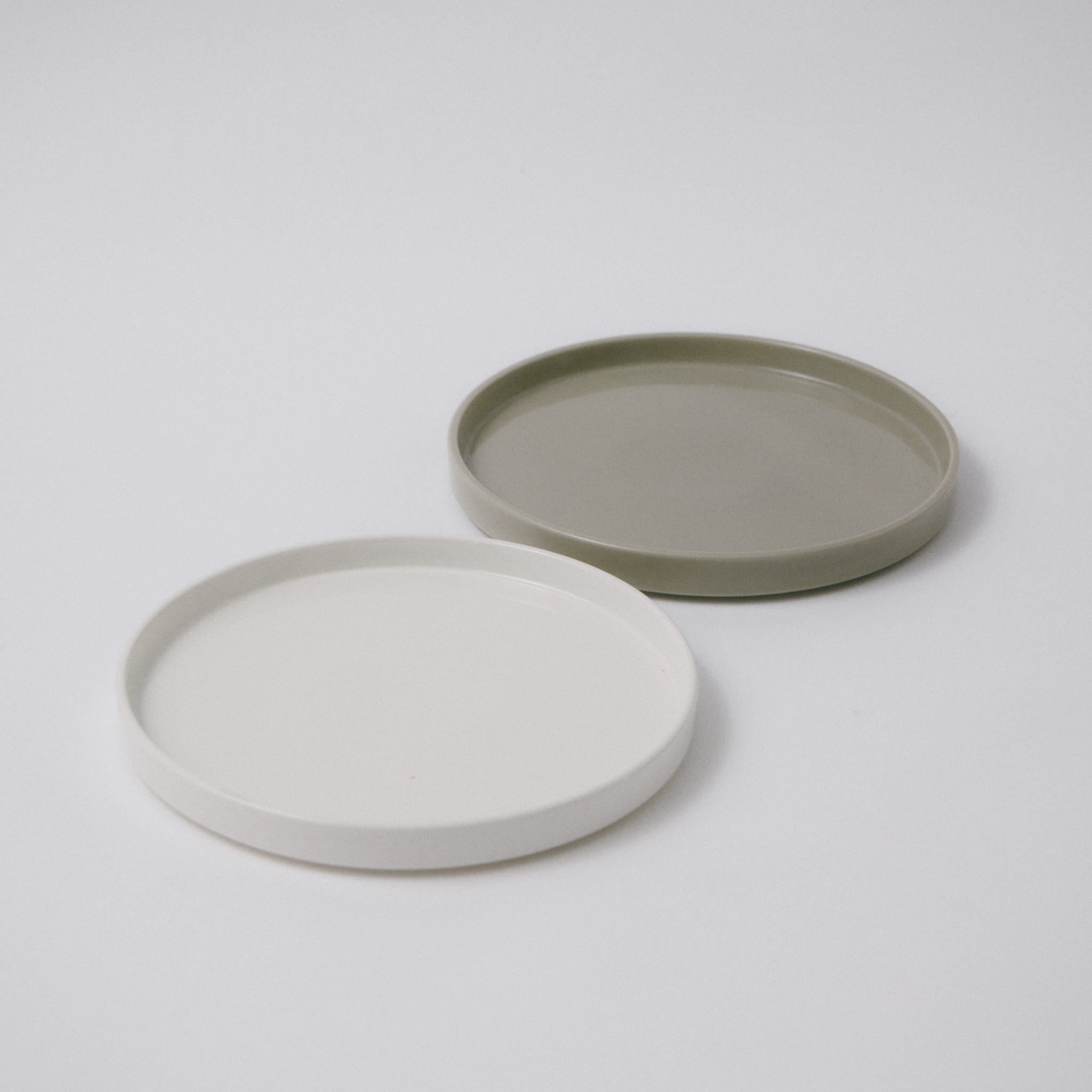 モデラート プレート