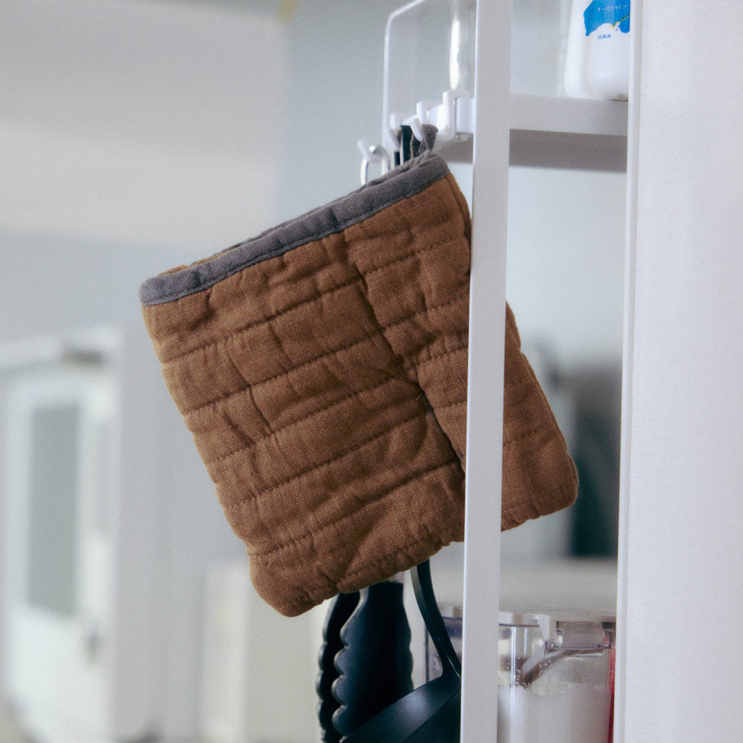 スクエアミトン マノン