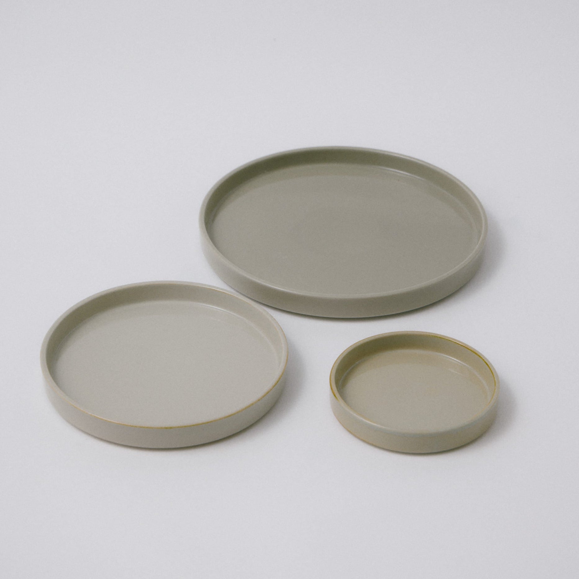 モデラート プレート