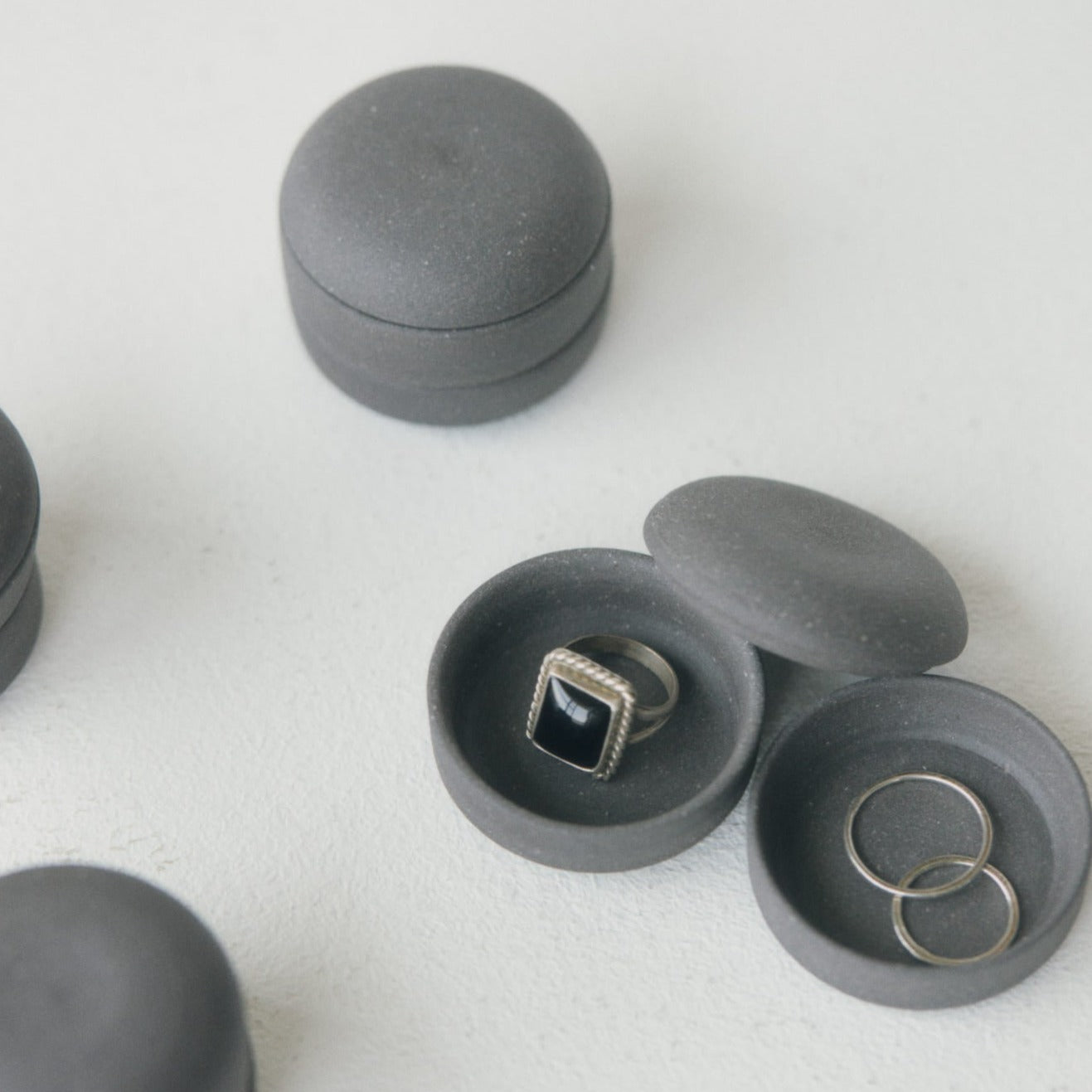 中島完 蓋物二段