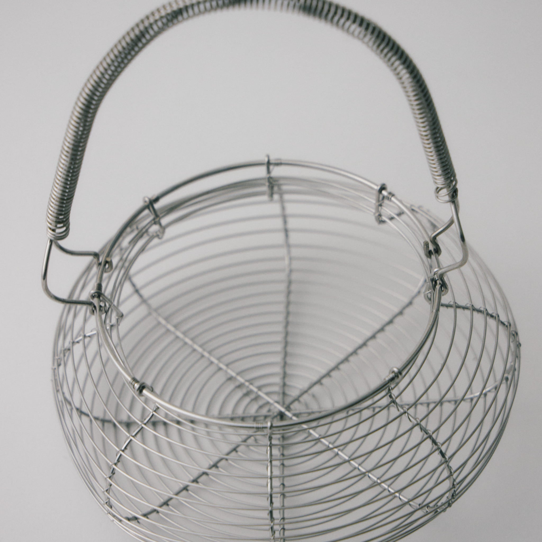 壺カゴつる付中