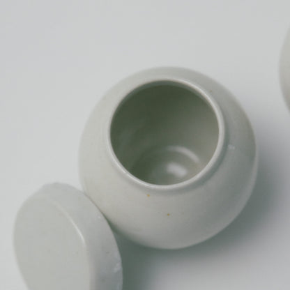 タナカシゲオ 白瓷茶入