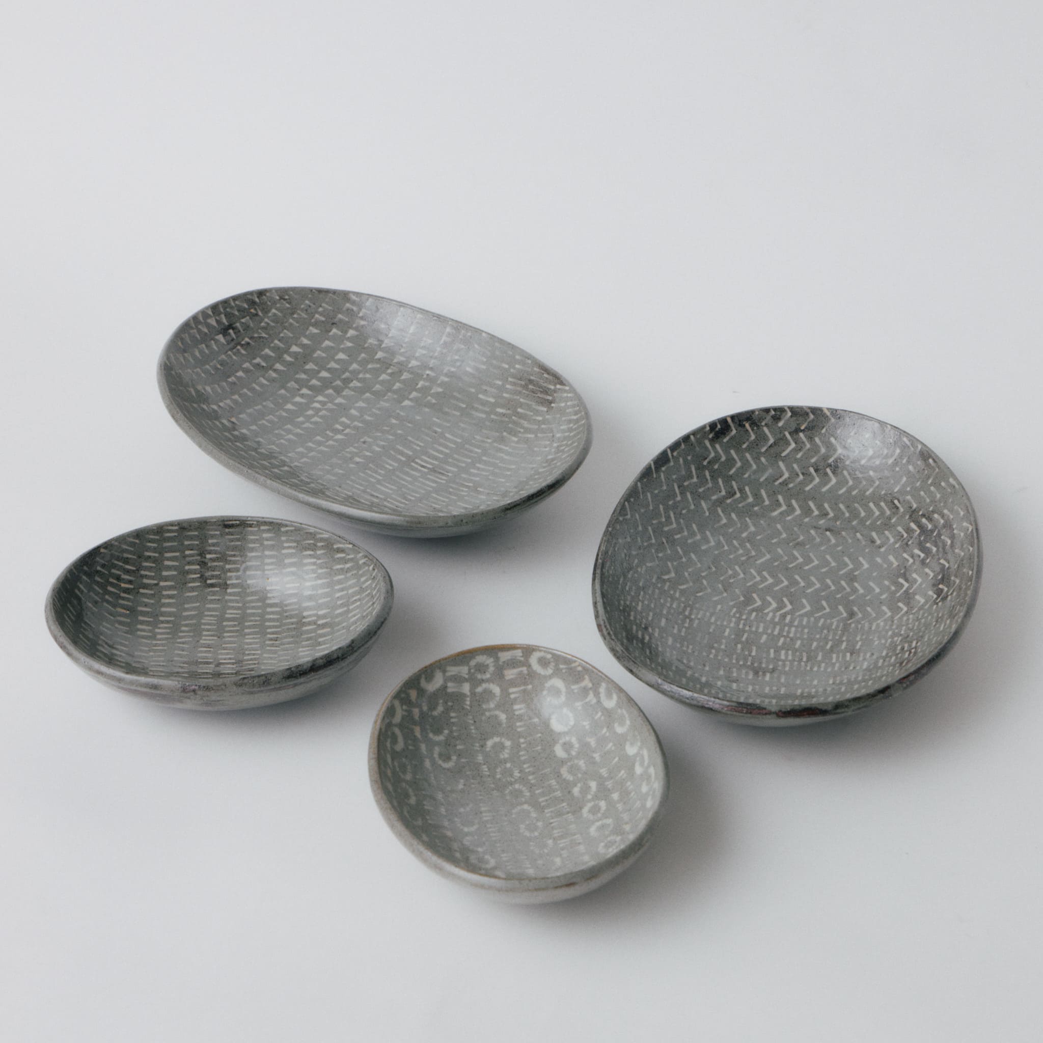 柴山香織 象嵌 楕円鉢皿（大） – JINNAN HOUSE