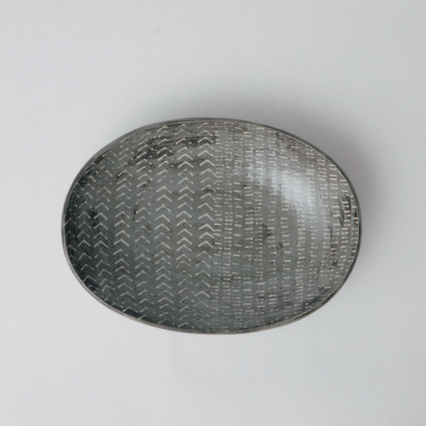 陶器　飾り皿　大鉢　作家物　花峰　「人皆直行我独横行」　蟹柄　直径約33.0cm 陶峰 花柄の陶器皿 大皿