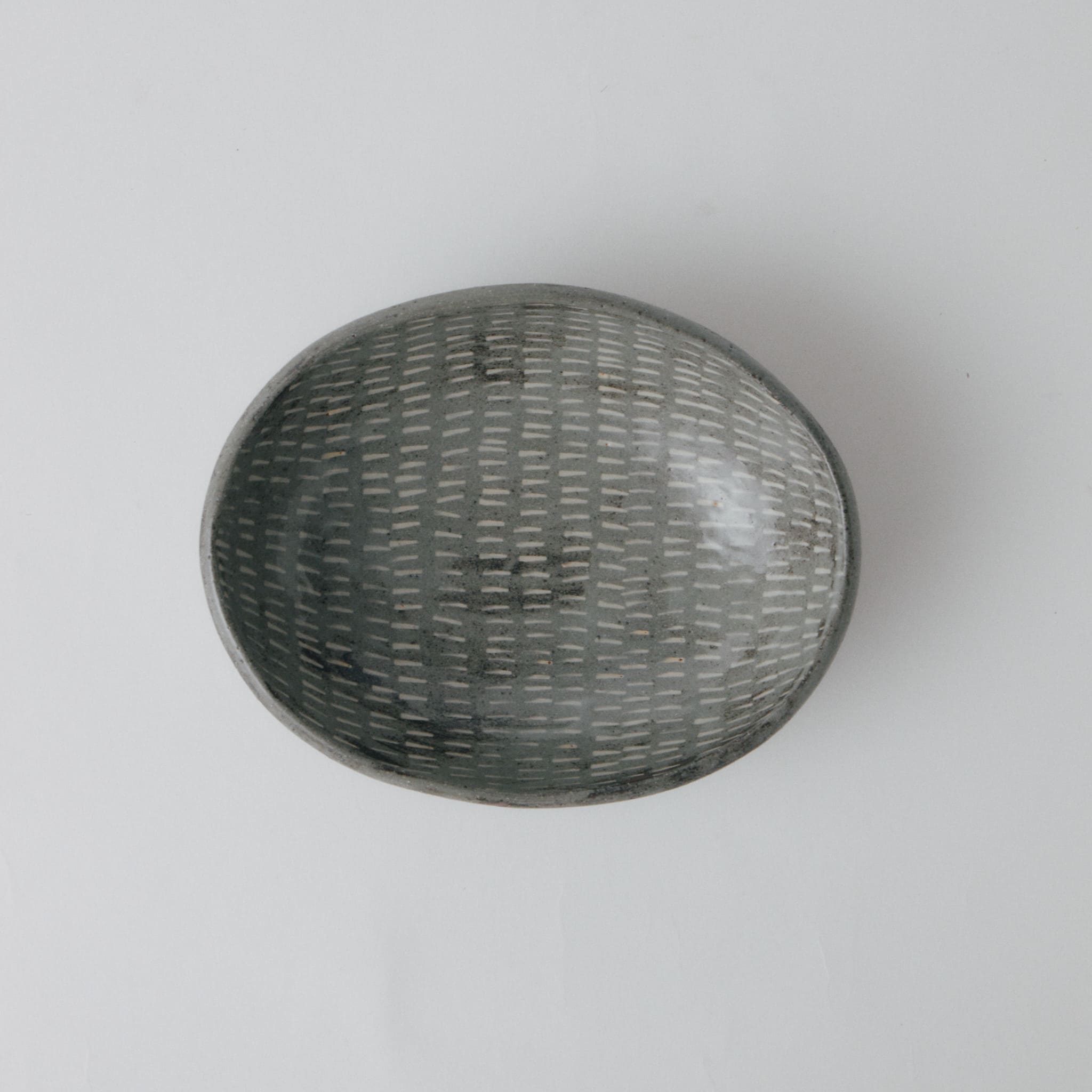 柴山香織 象嵌 楕円鉢皿（中） – JINNAN HOUSE