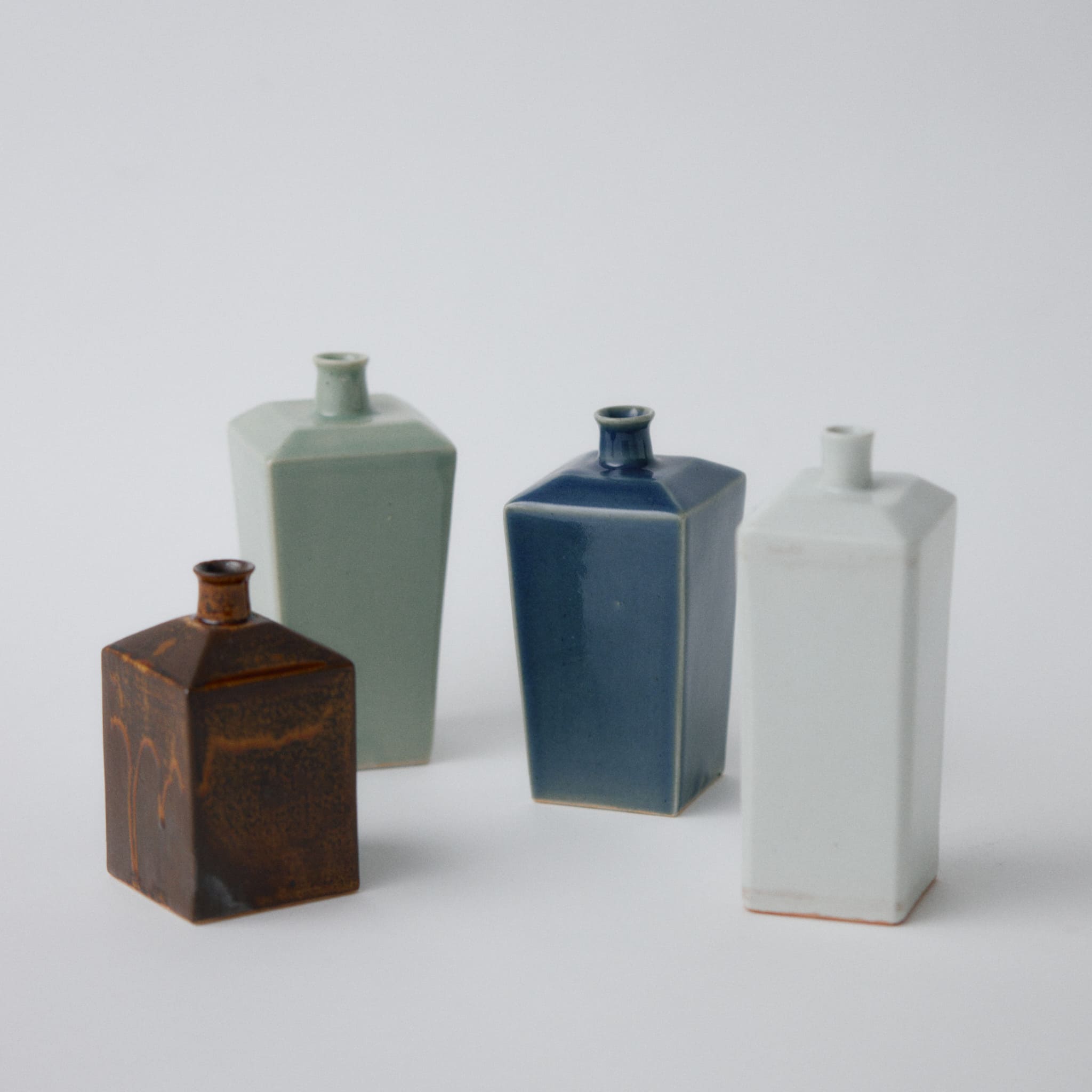 浅井庸佑 角瓶｜瑠璃 – JINNAN HOUSE