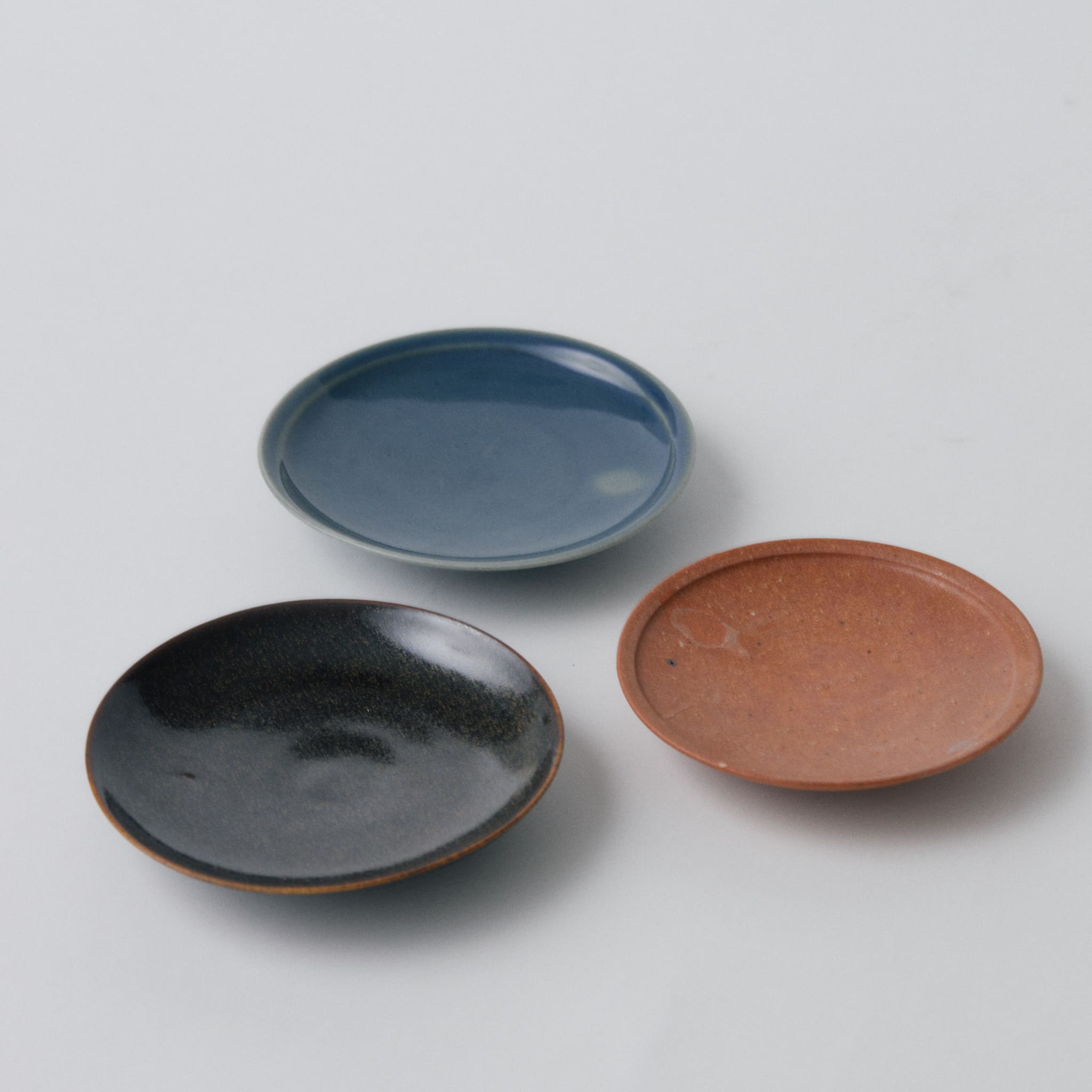 浅井庸佑 五寸皿 – JINNAN HOUSE