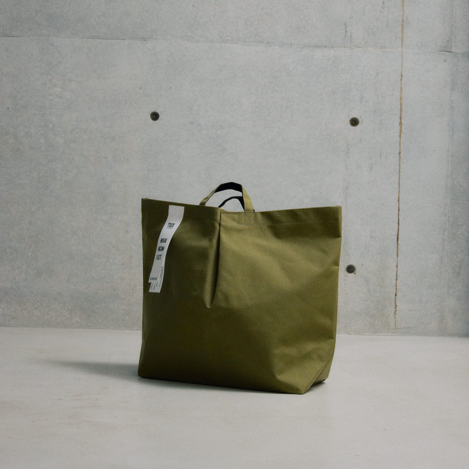 TUCK BAG_NYLON