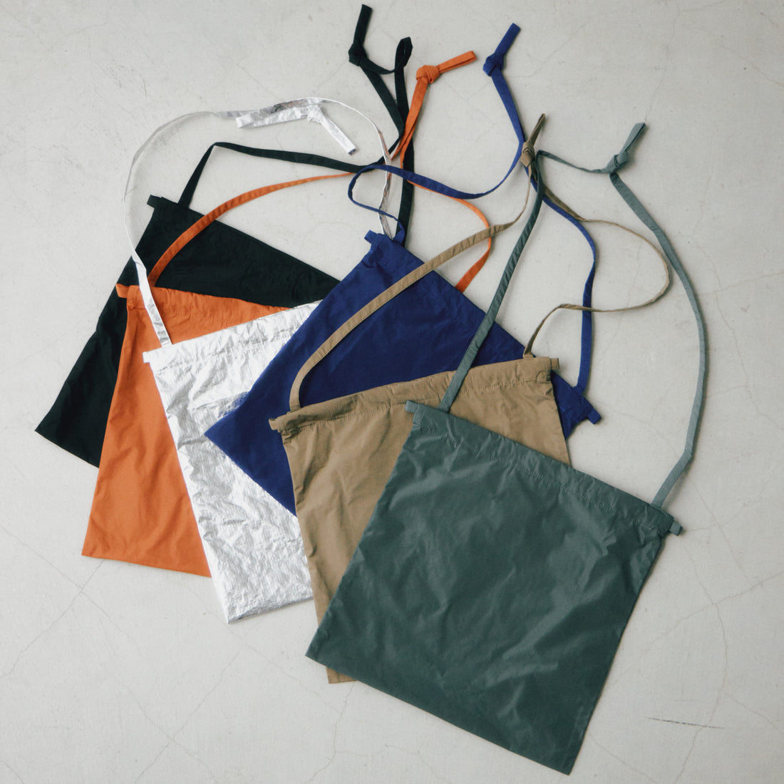Drawstring Bag S + strap
