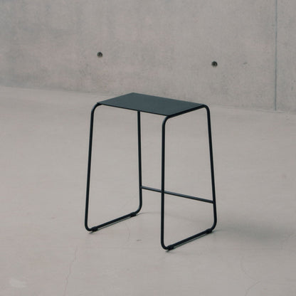 KUROSHIRO スツール