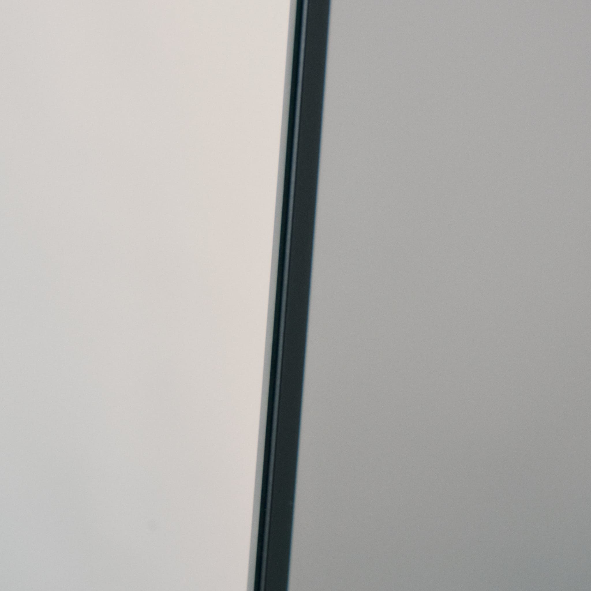 KUROSHIRO ミラースタンド