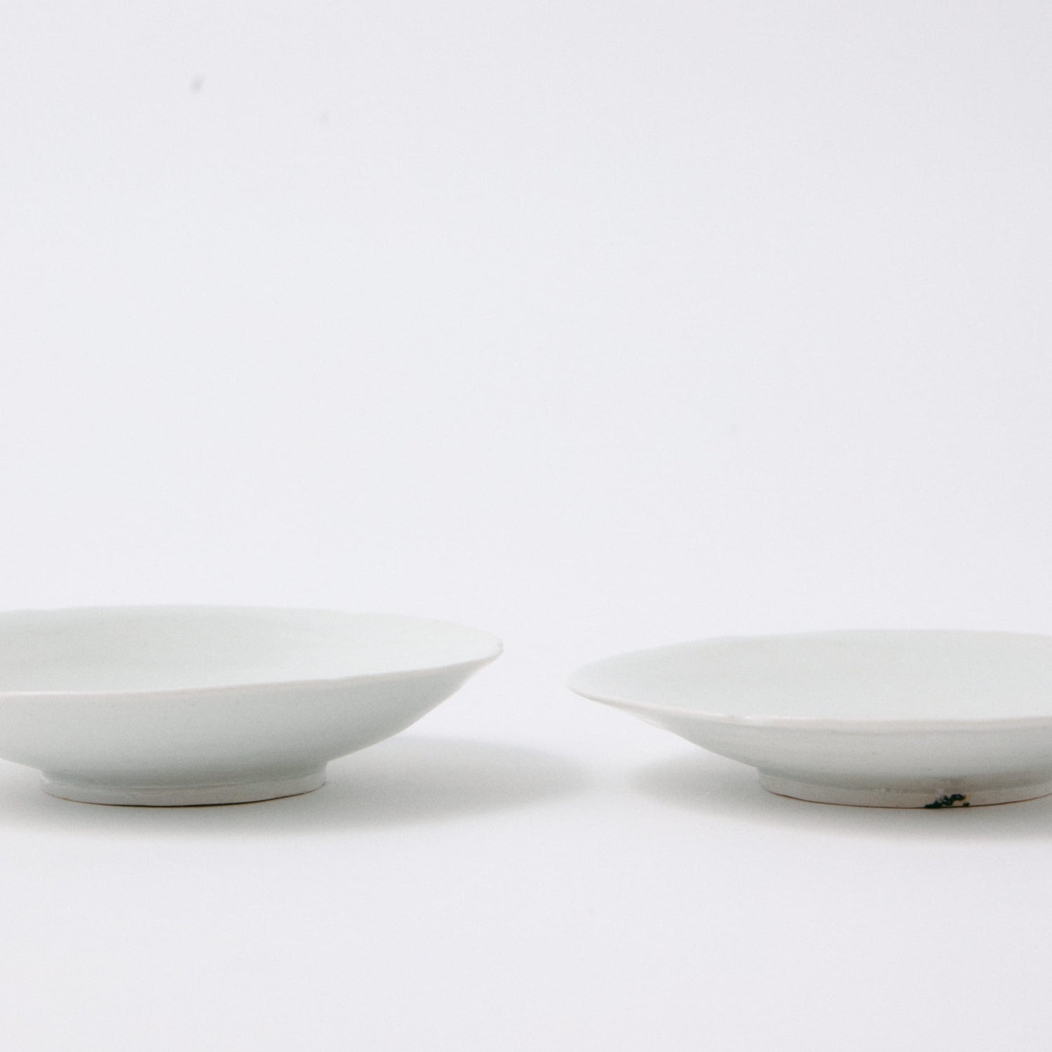 タナカシゲオ 白瓷輪花6寸皿