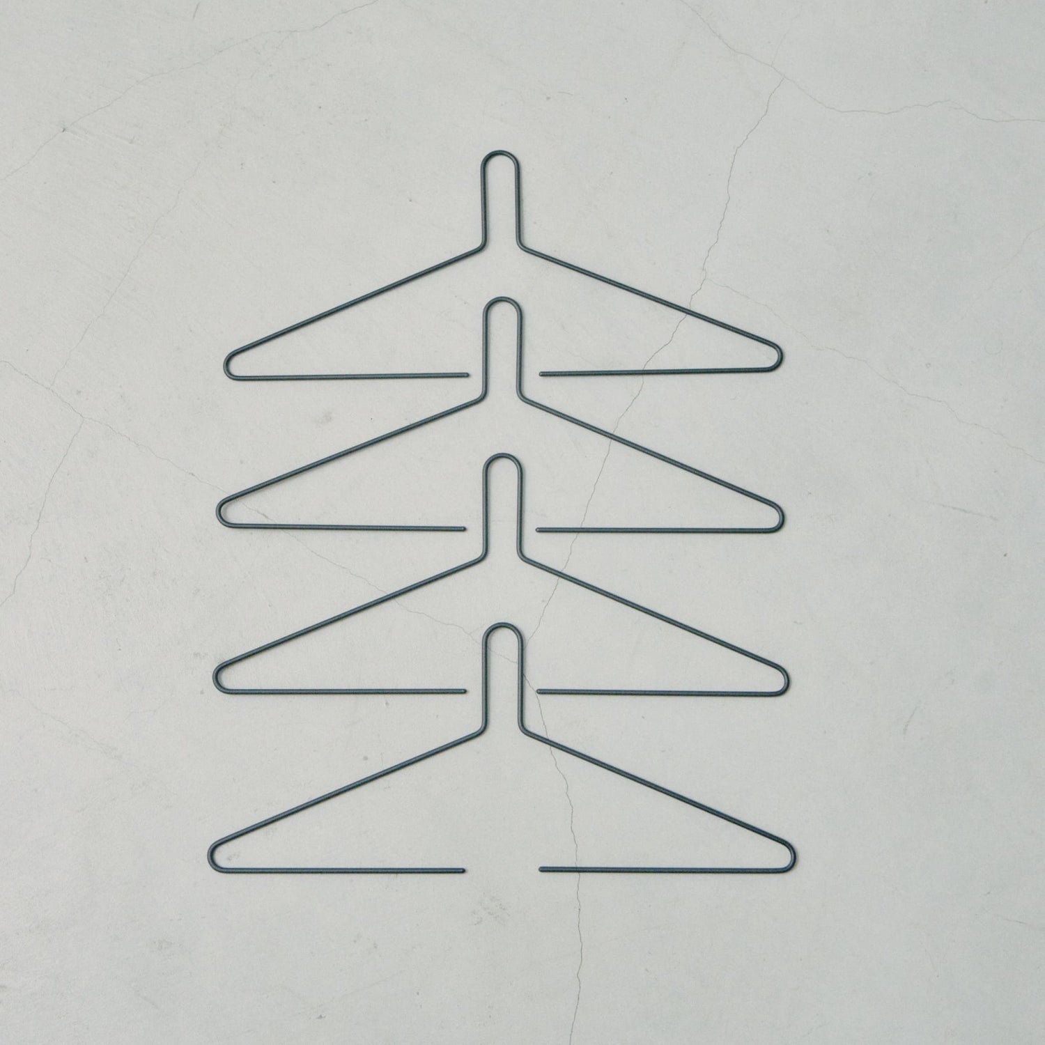 KUROSHIRO ハンガー 4本セット