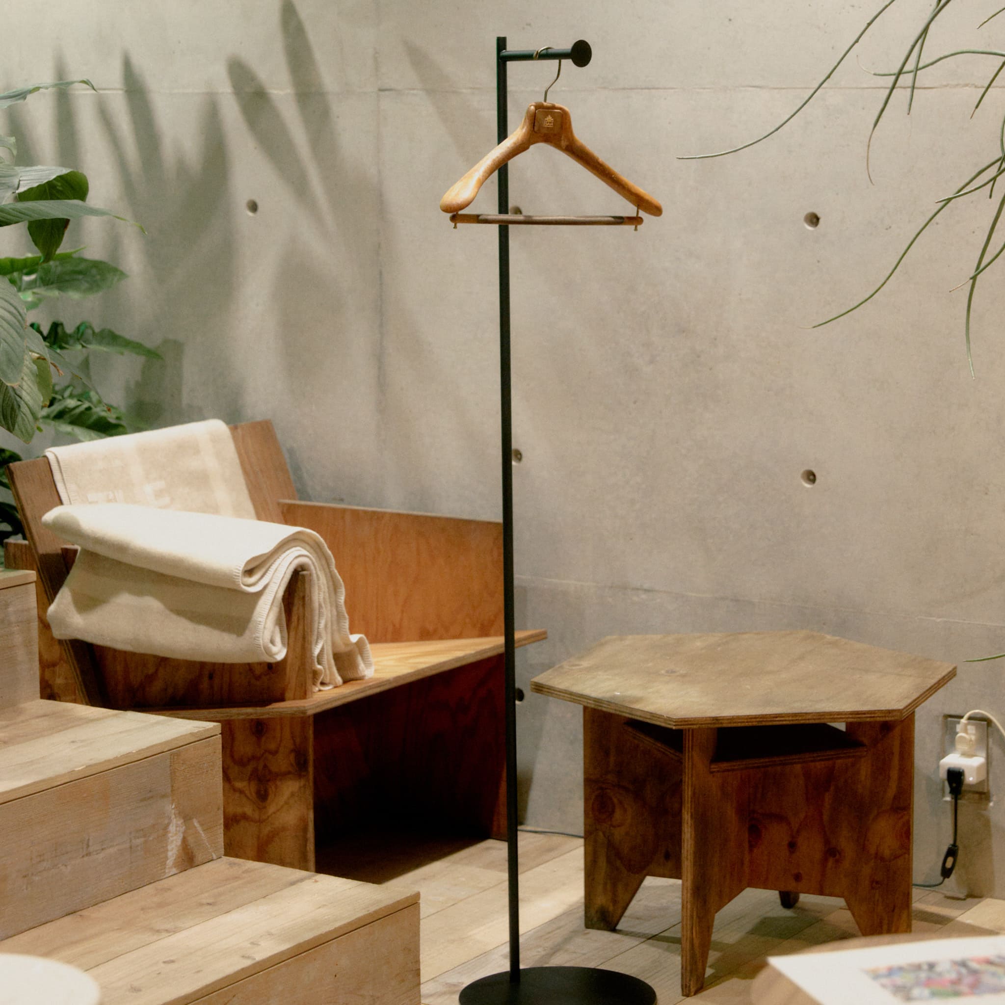 ラタン製コートスタンド【monoroom町田】 ラタン製コートスタンド【monoroom町田】