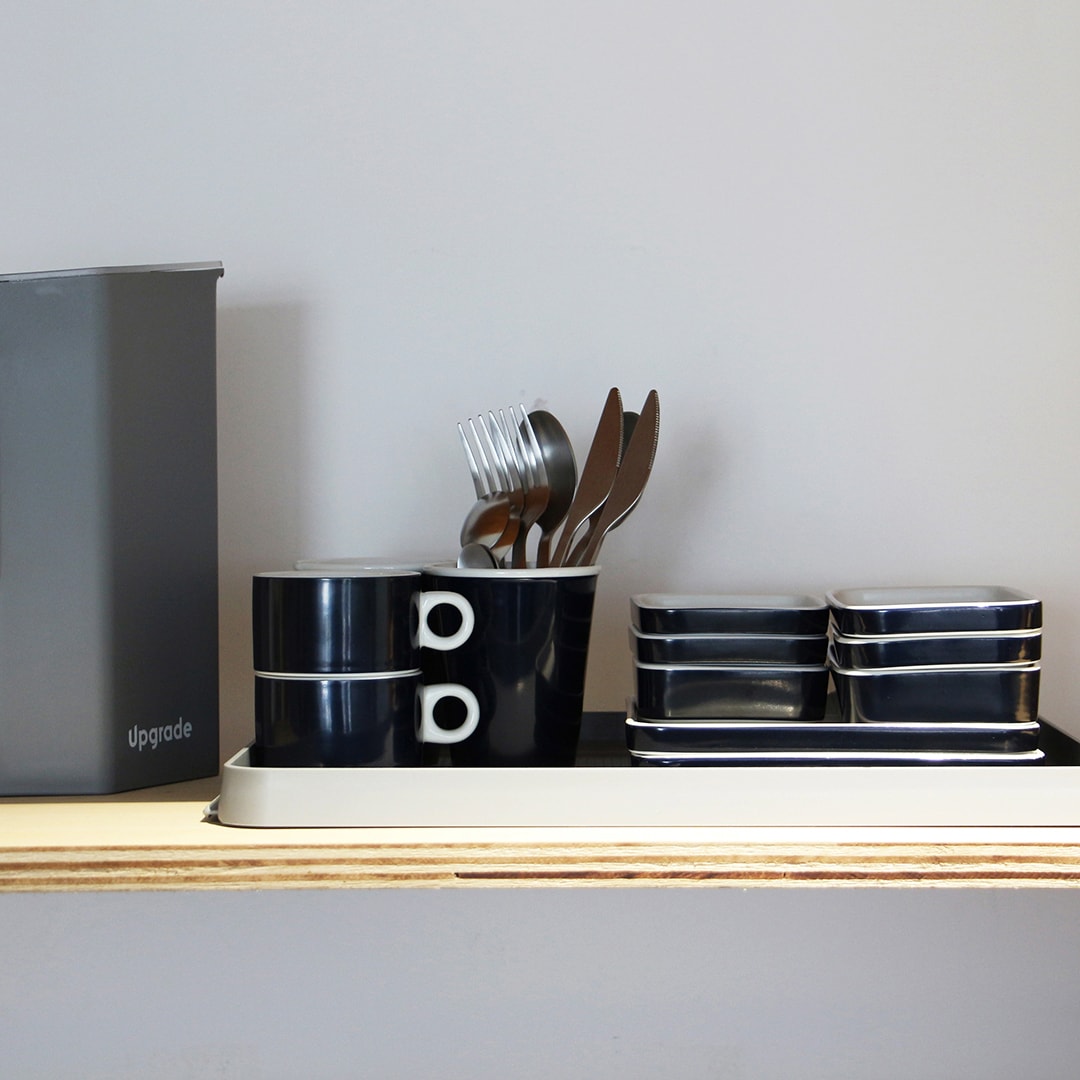 Retro BC Tableware Set