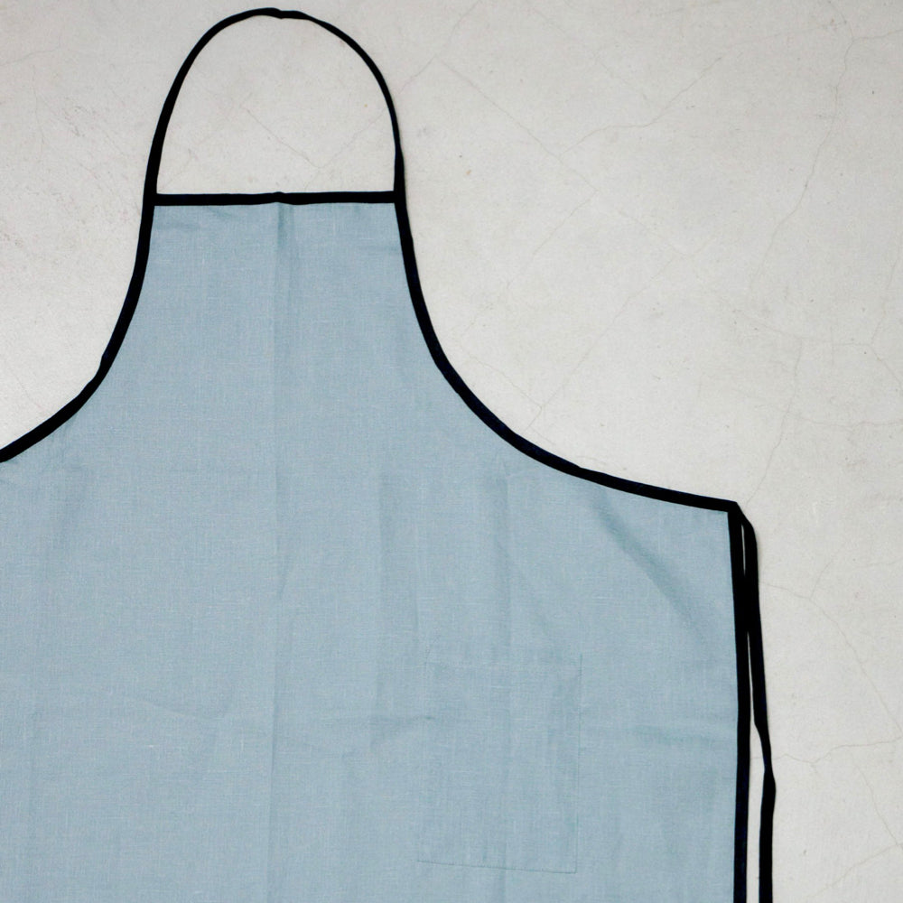 リネンパイピングエプロン
