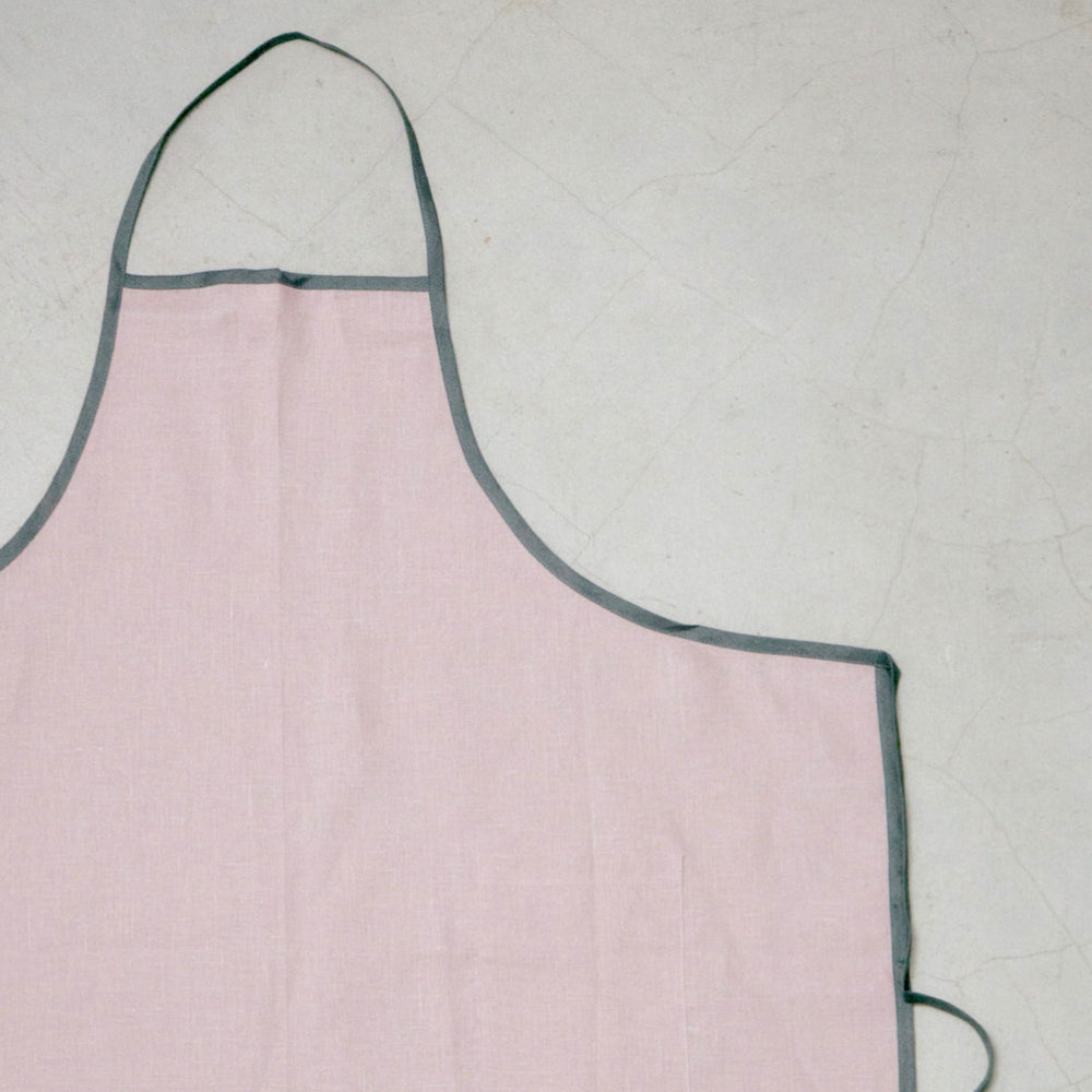 リネンパイピングエプロン