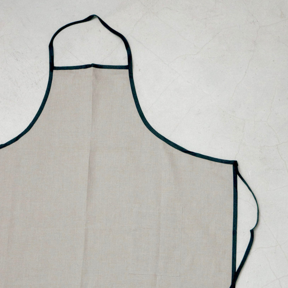 リネンパイピングエプロン