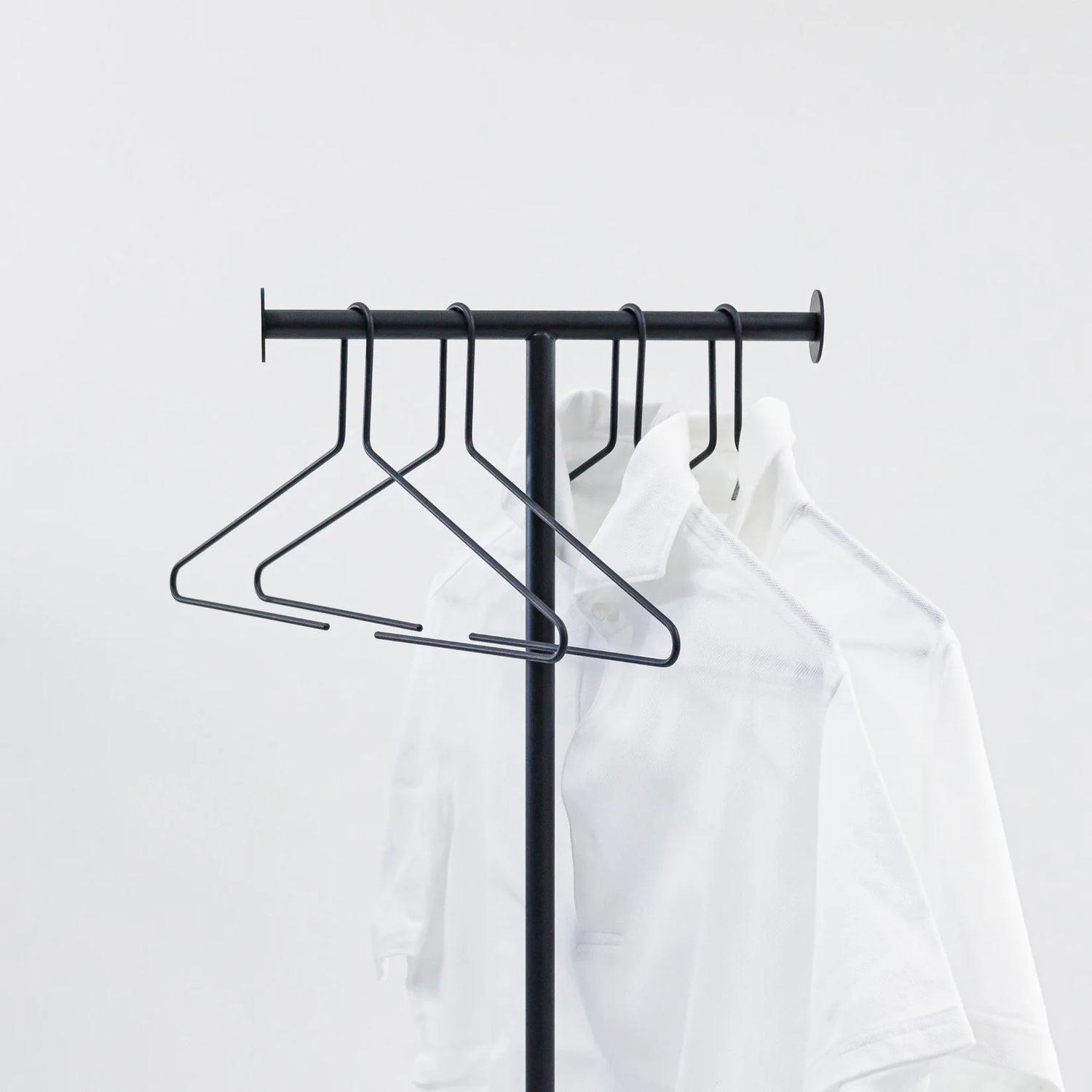 KUROSHIRO ハンガー 4本セット