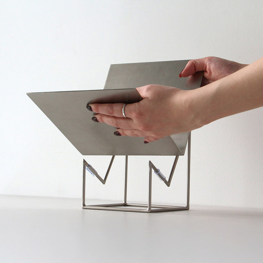 Tilaa Book Stand